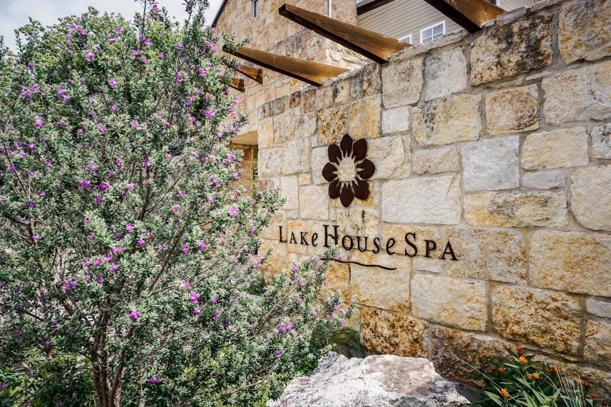 Lake Austin Spa Resort - All Inclusive