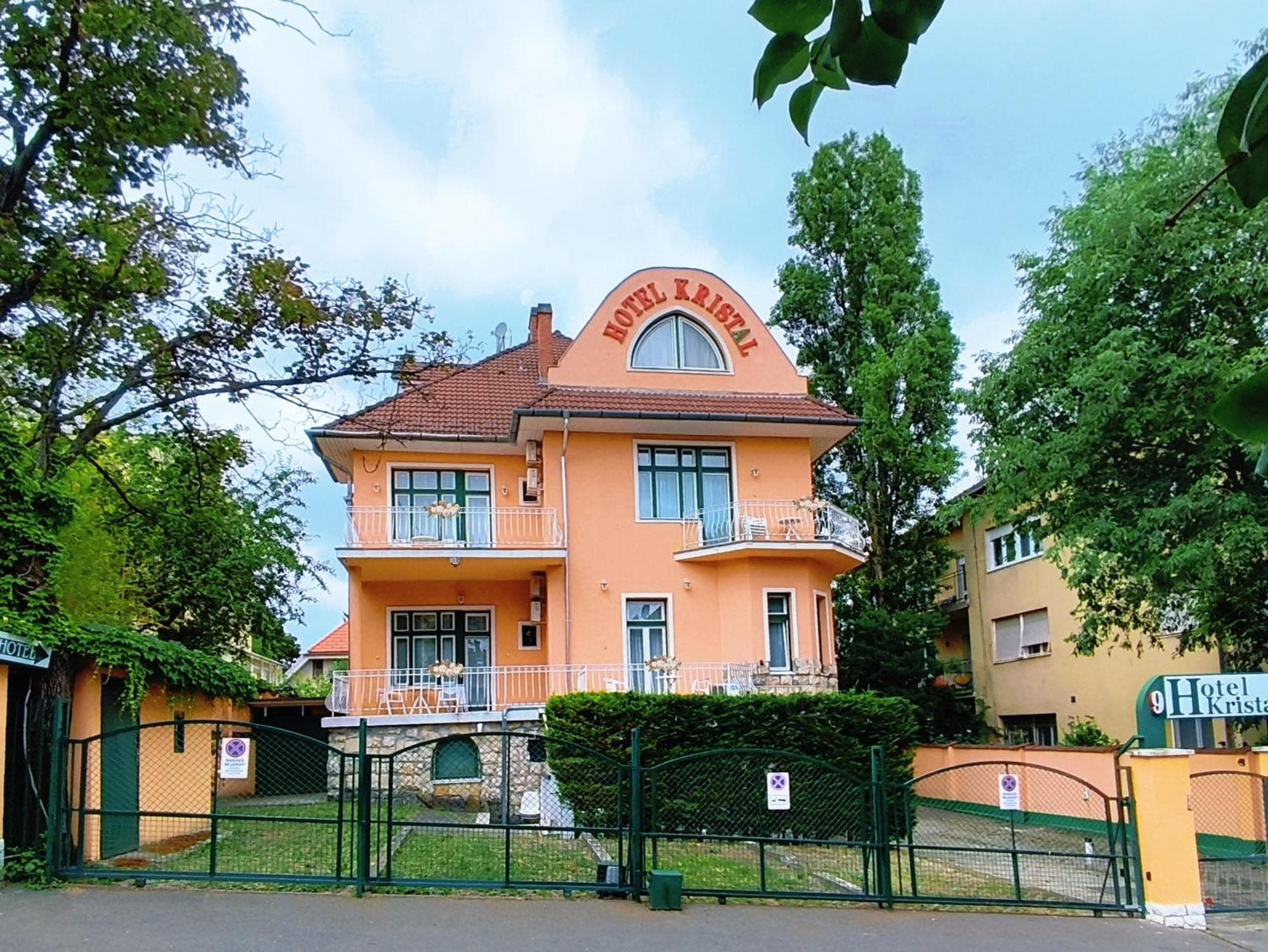 Villa Kristal Hotel