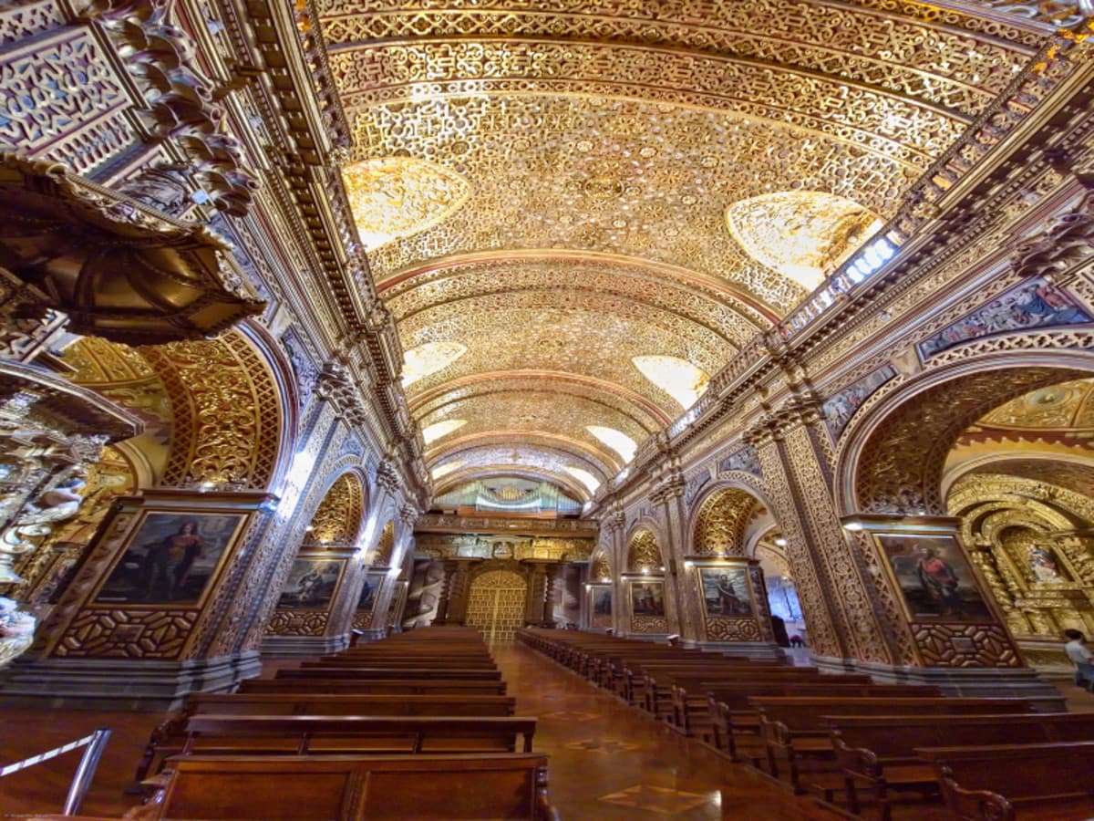 8-Day Mainland Ecuador: Quito, Cotopaxi, Quilotoa, Cuenca & Guayaquil, Private Tour