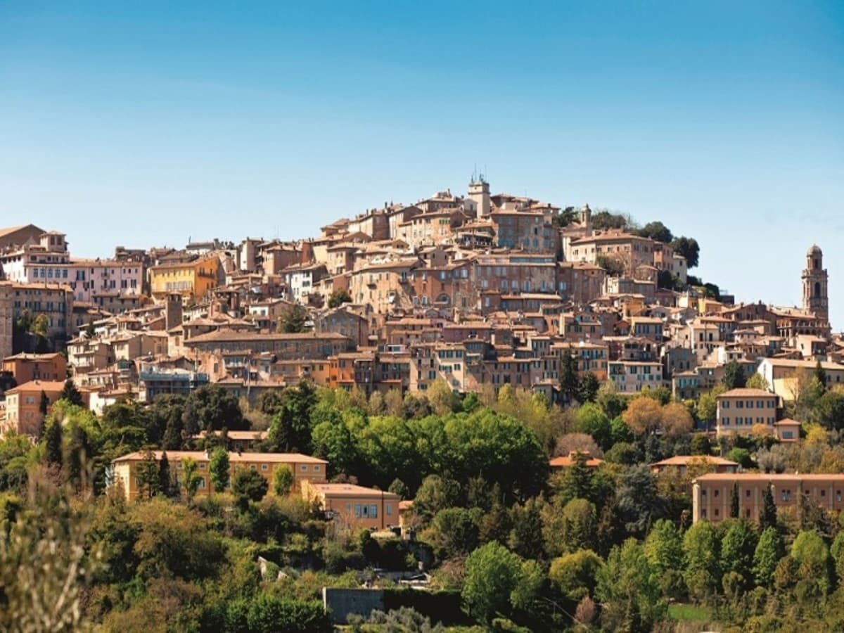 Hilltowns of Umbria, Self-Drive