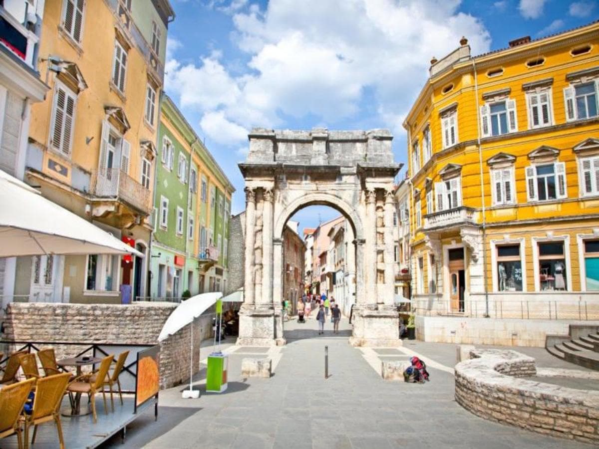 Escapada a Pula, Tour Privado