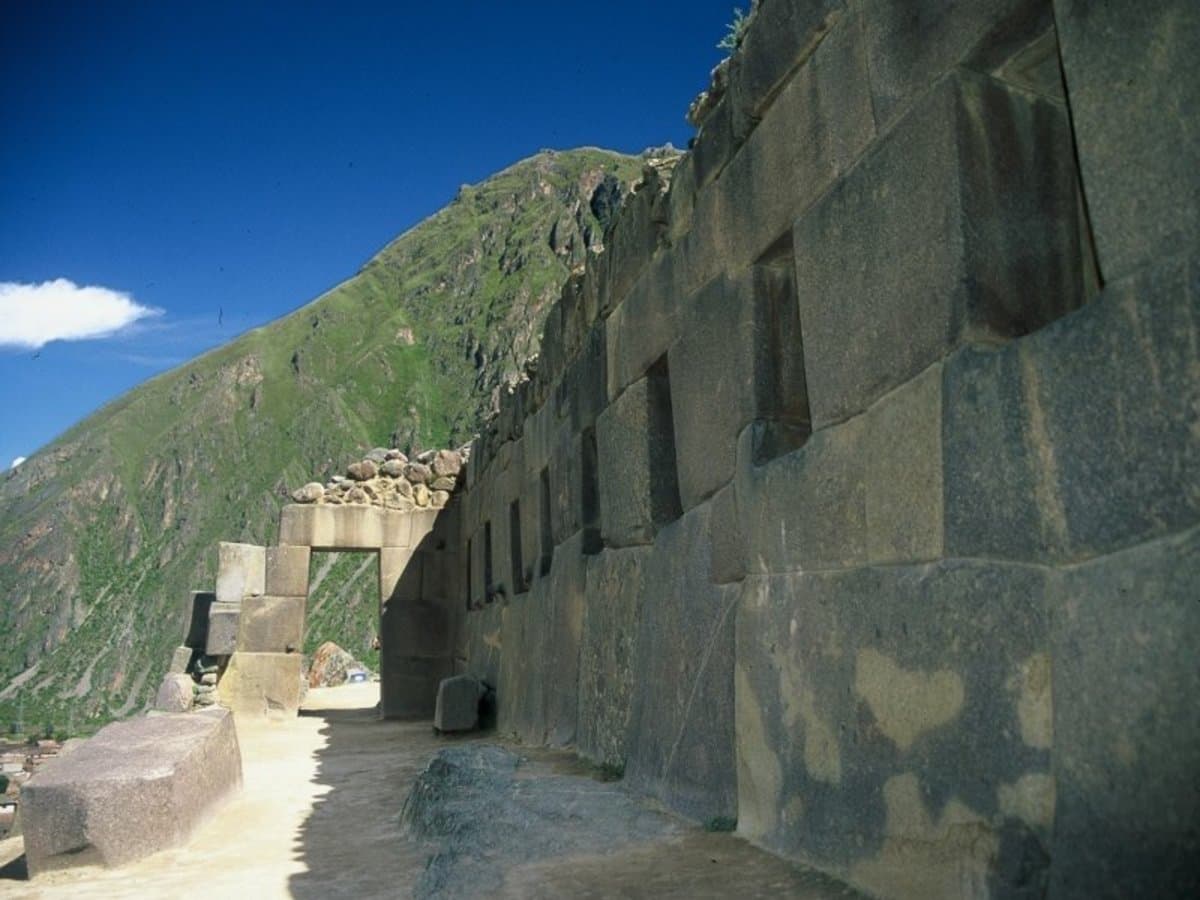 Immersion Andine — 7 jours : Cusco, Vallée sacrée, Machu Picchu, guide francophone, avec vols domestiques
