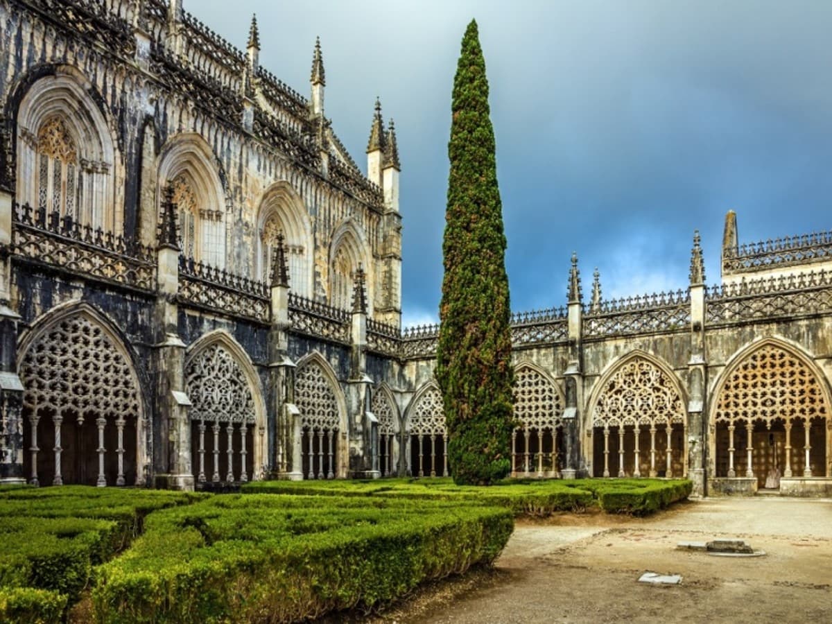 Essence of Portugal: Culture, Heritage & Flavours