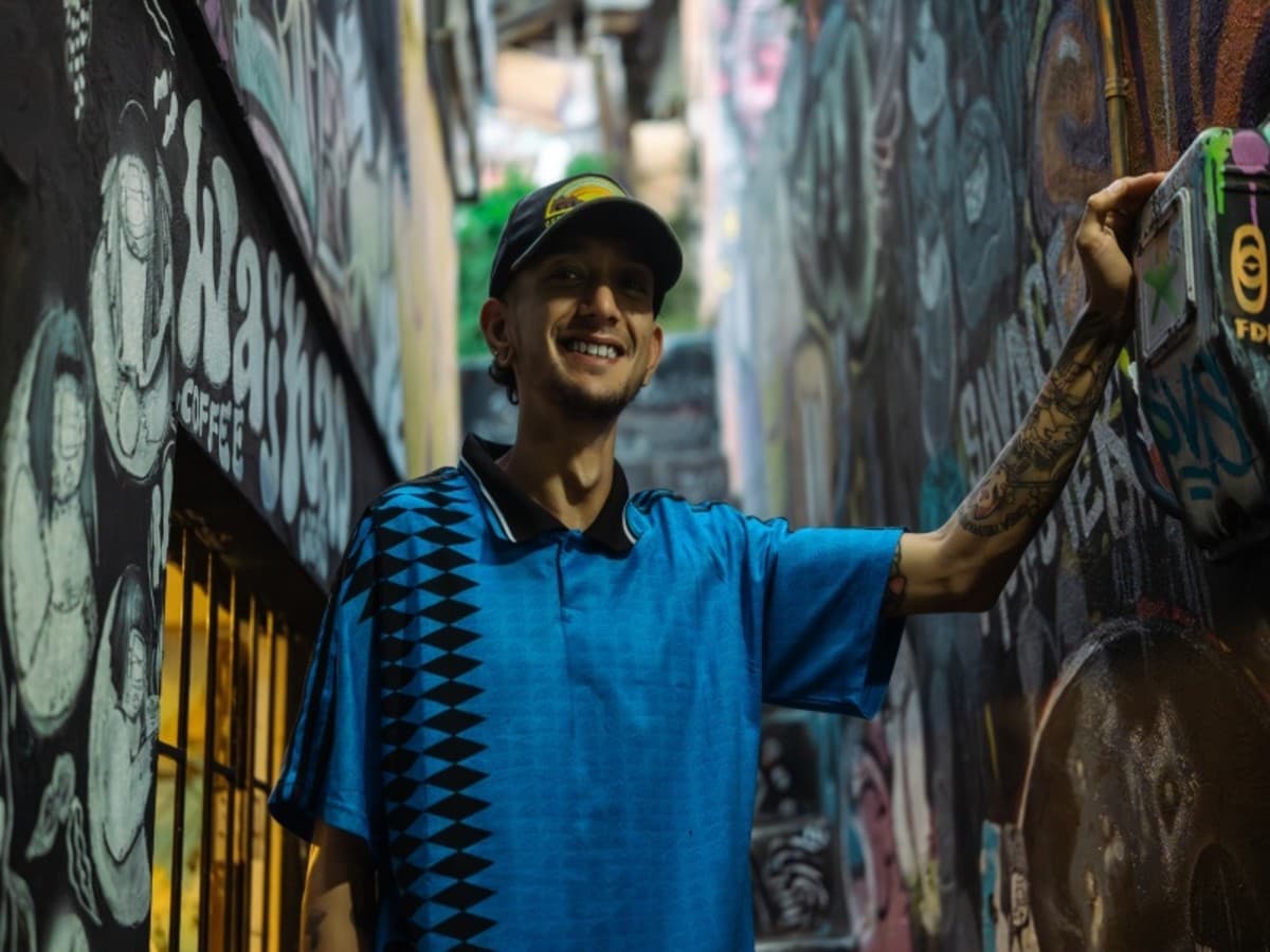 2-Day Private Medellín Cultural Experience: From Coffee Traditions to Urban Beats