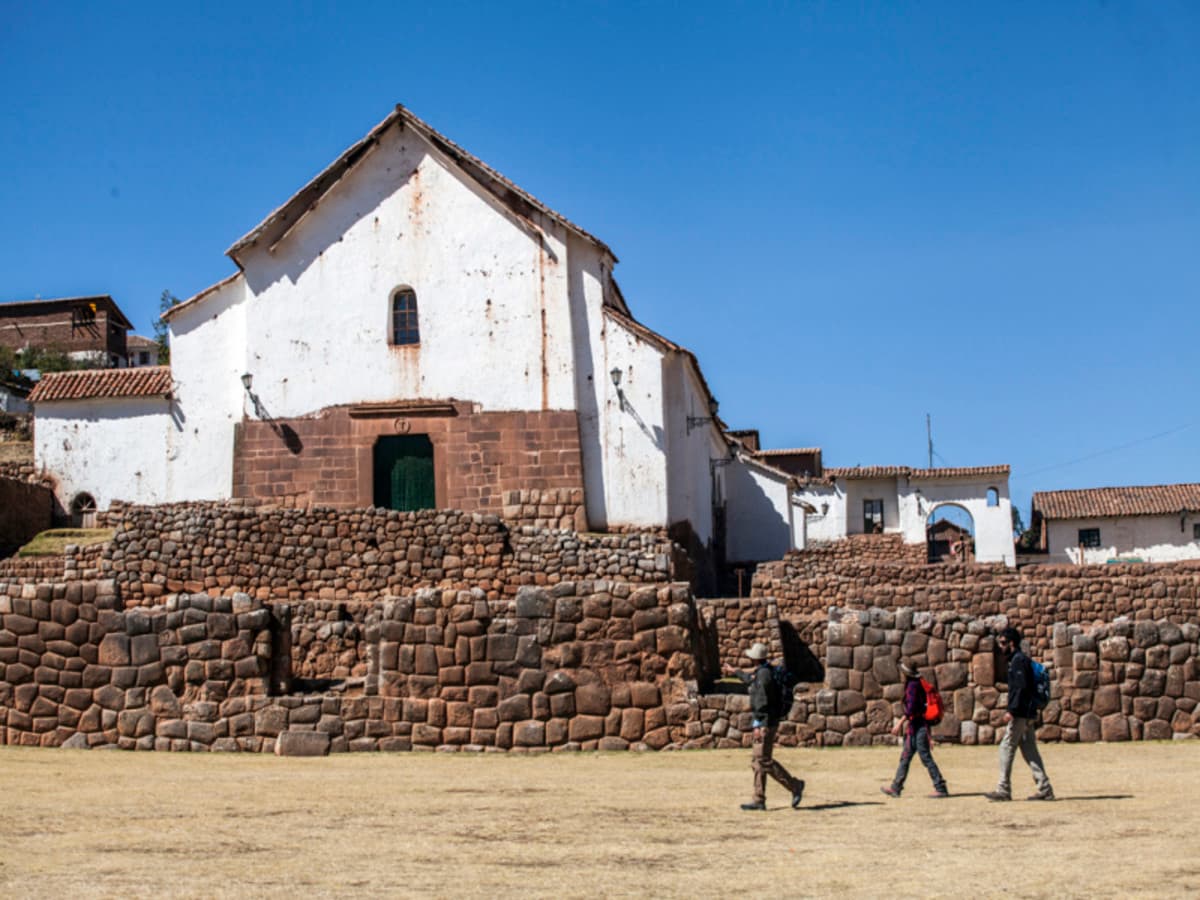 Experiencia privada de 2 días en el Valle Sagrado: Cascada, colibríes y Chinchero