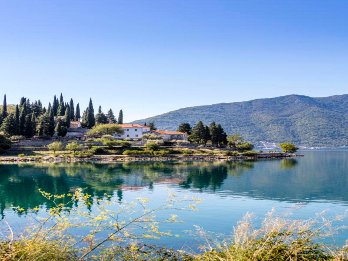 Through the Pearls and Peaks of the Balkans (Multi country)