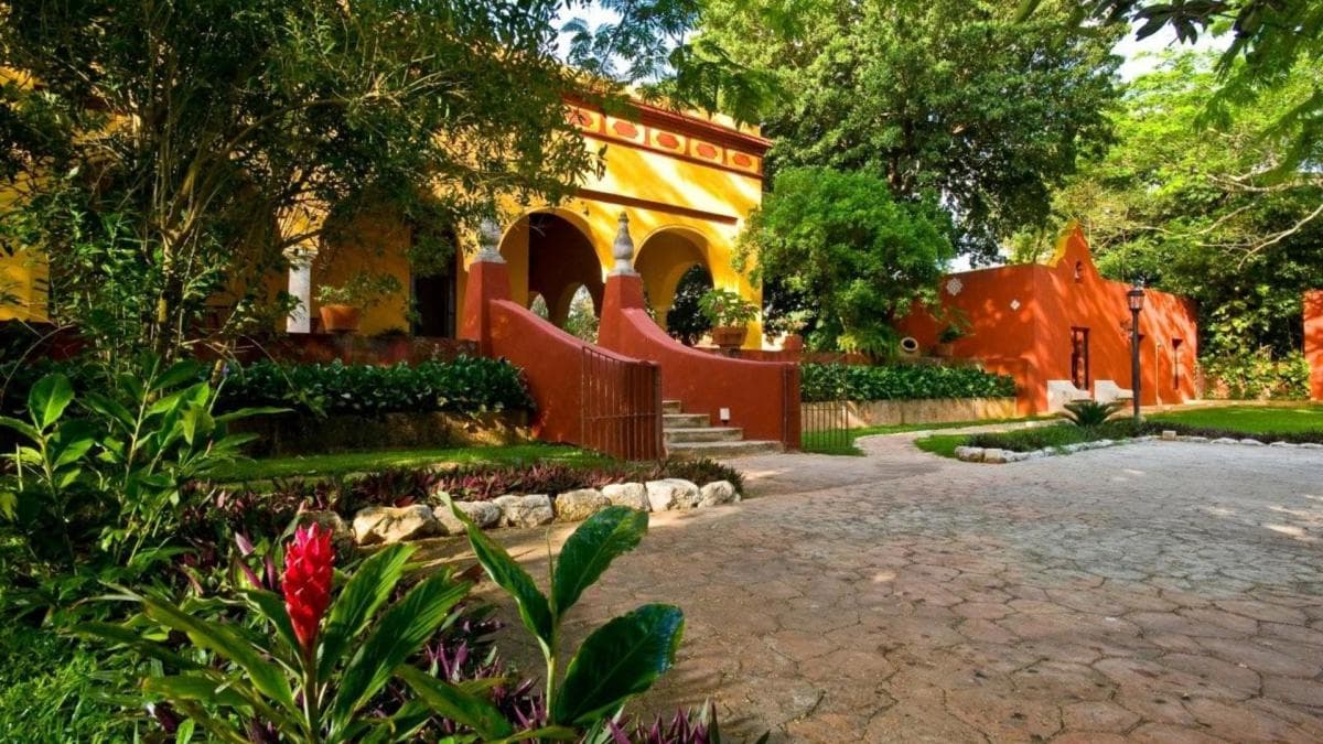 Haciendas & Mayan Culture