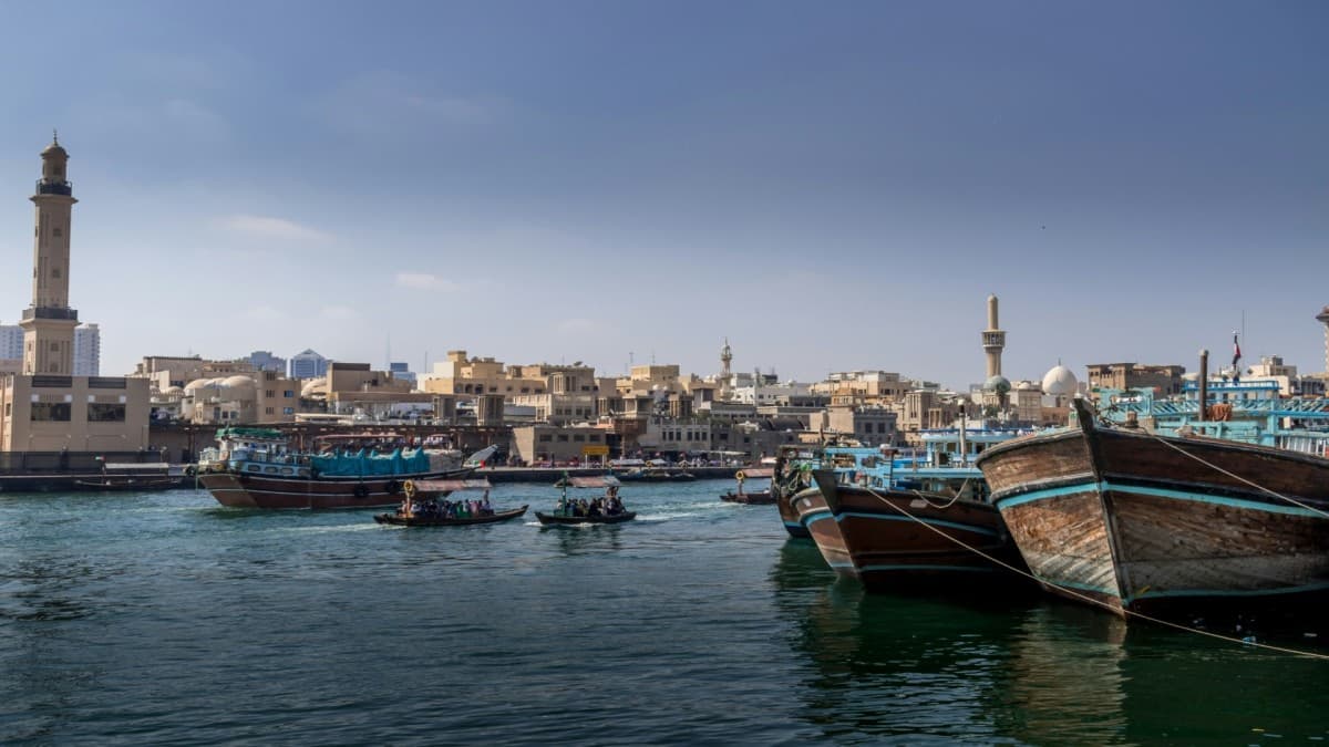 Beyond - Traditions Dépaysantes Et Modernité Luxuriante De Dubaï