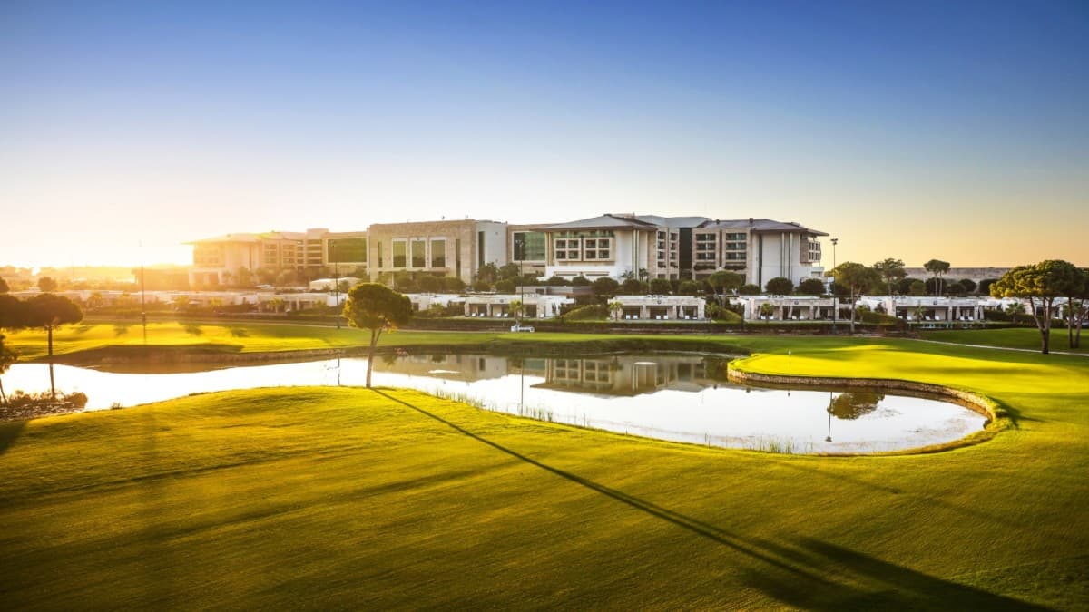 Istanbul & Regnum Carya Golf Experience Package