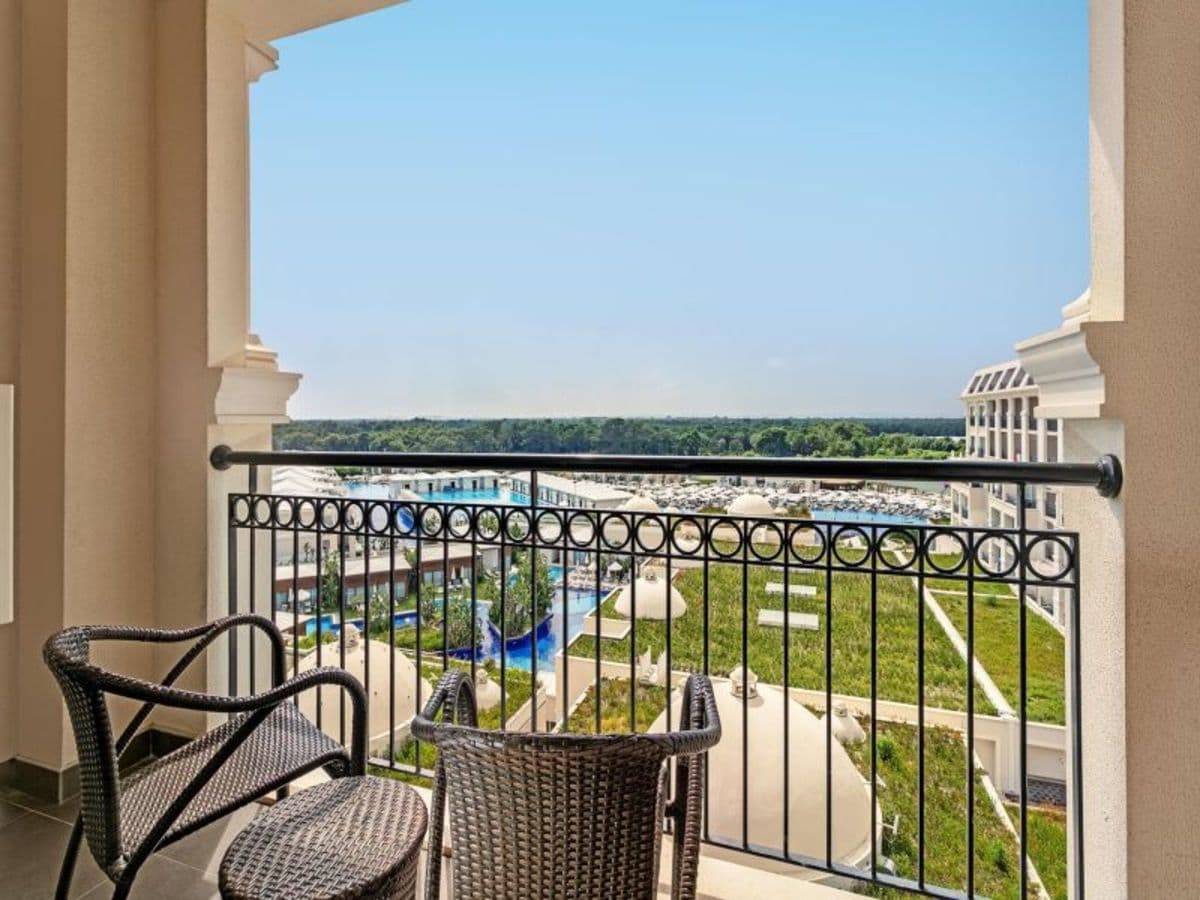 Istanbul & Titanic Deluxe Belek Golf Experience Package