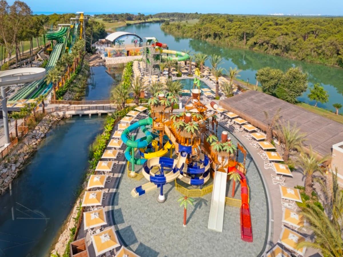 Istanbul & Titanic Deluxe Belek Golf Experience Package