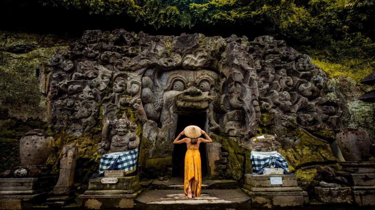 Ubud Highlights: Nature, Temples, and Traditions