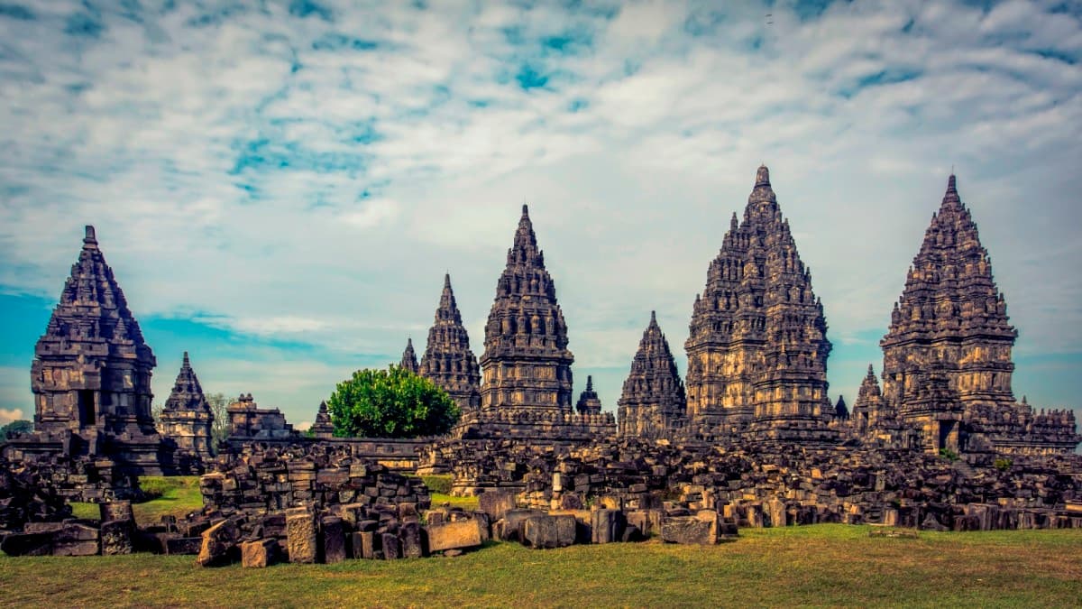 Prambanan, Solo & Sukuh
