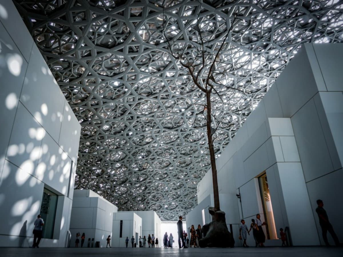 Beyond - Die Exotischen Traditionen Und Die Üppige Modernität Von Dubai