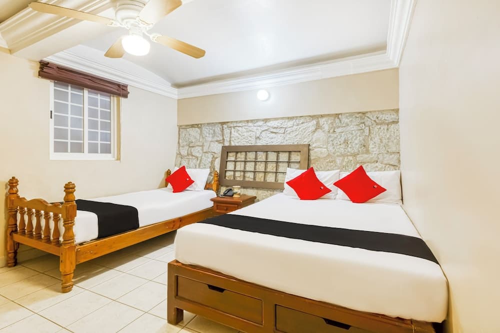 Hotel Colina Dorada