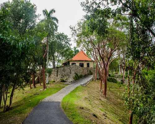 UNA PINCELADA CUBANA