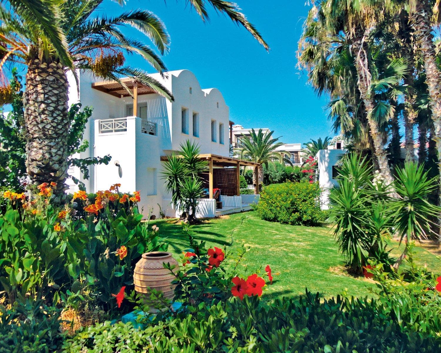 ALPICLUB ANNABELLE BEACH RESORT 