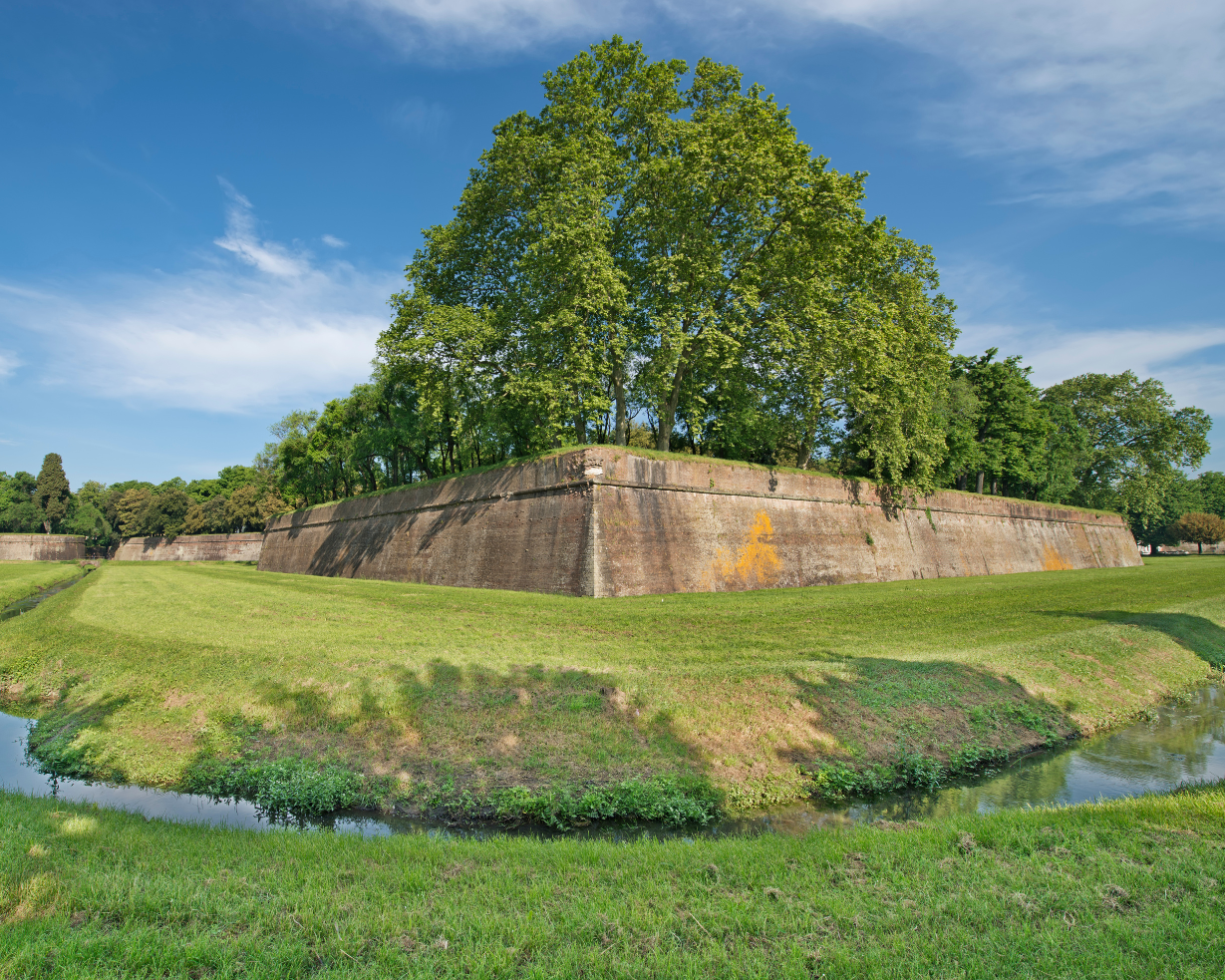 FLORENCE: AMAZING TUSCANY & CINQUE TERRE Semi-Escorted Tour 2025