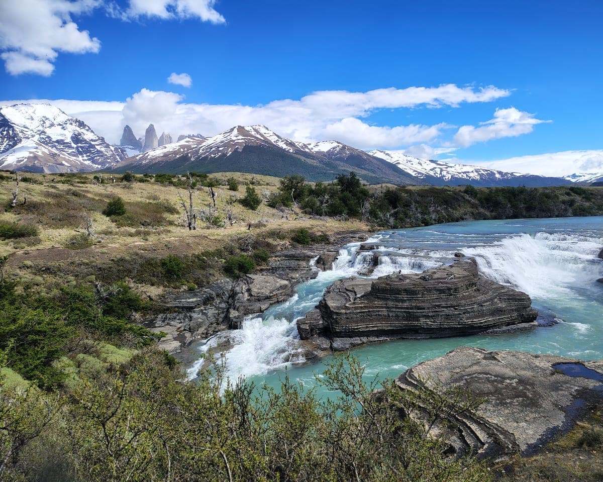 Bloqueo Full Day Torres del Paine Via Sky - Hotel Martin Gusinde