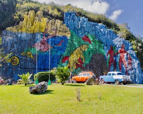 UNA PINCELADA CUBANA