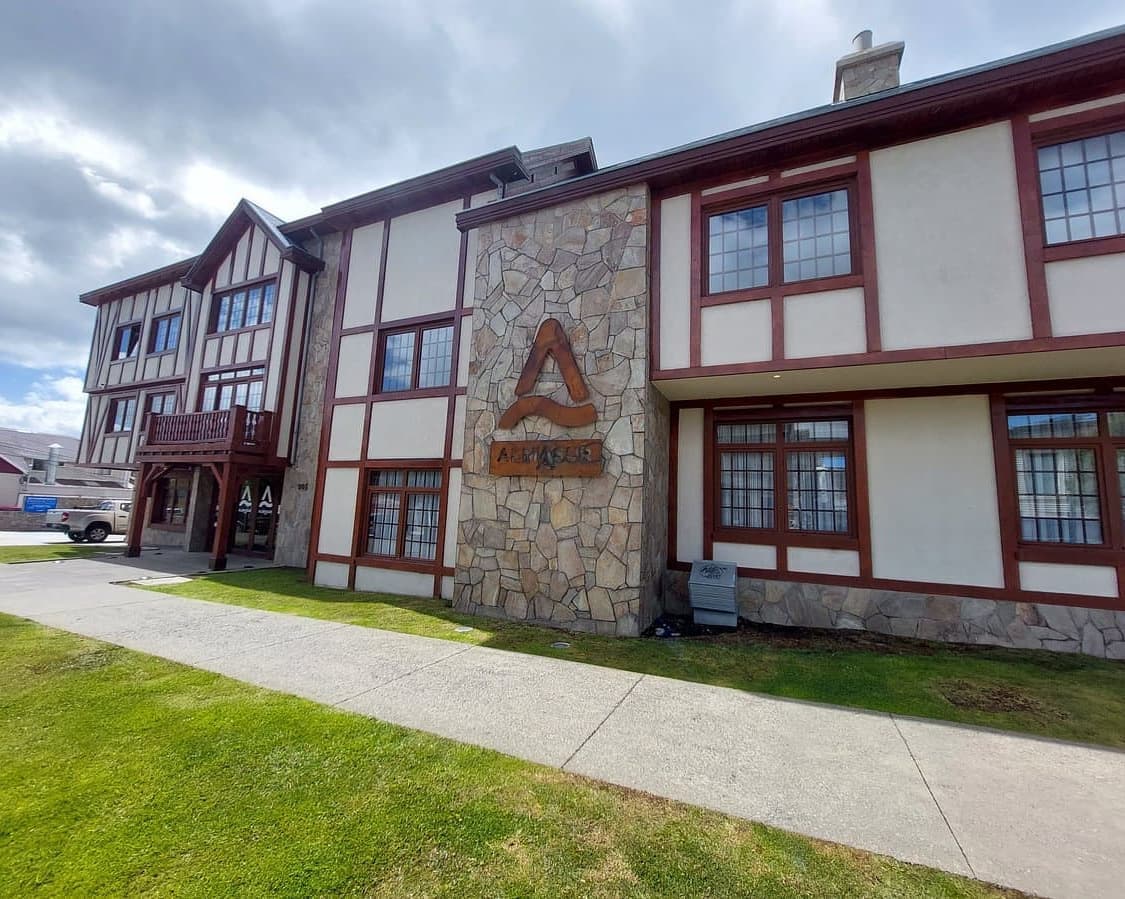 Primer brindes del año en la Patagonia - Hotel Almasur Punta Arenas