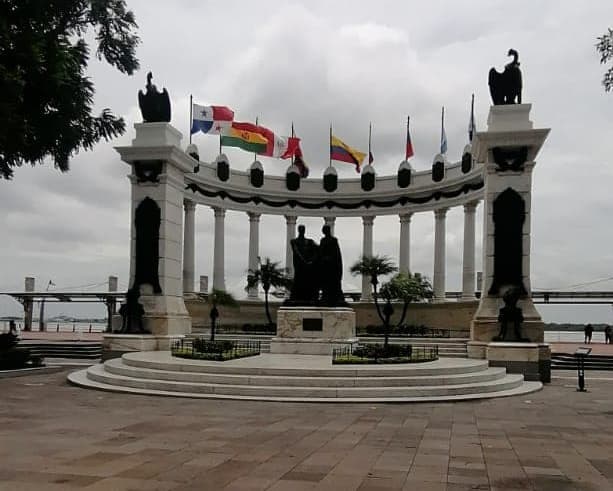 Guayaquil y Galapagos combinado con Santa Cruz 6 dias 