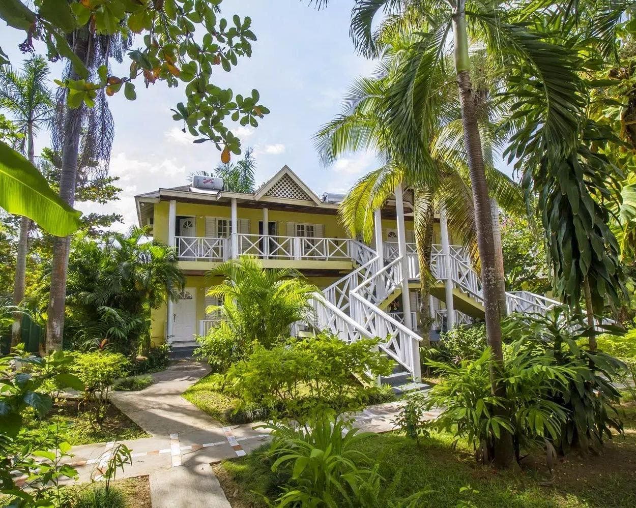 GIAMAICA: VERACLUB NEGRIL- Atmosphera collection +18