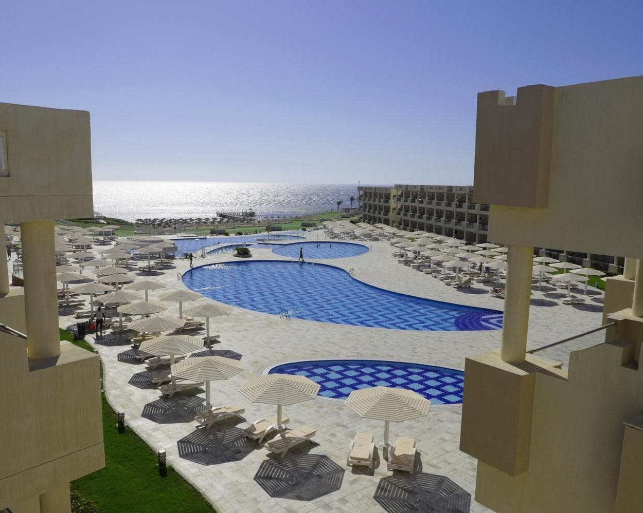 SEACLUB SIRENA BEACH RESORT & SPA BY FANTAZIA
