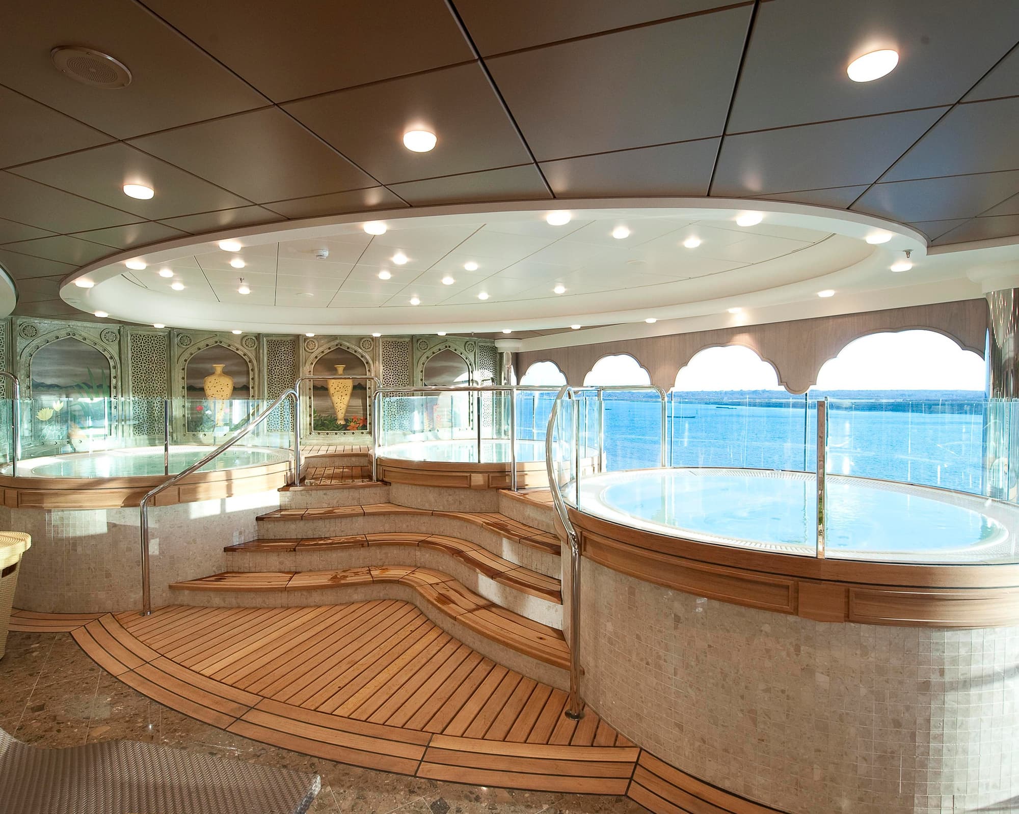 MSC MAGNIFICA , partenza 28/12
