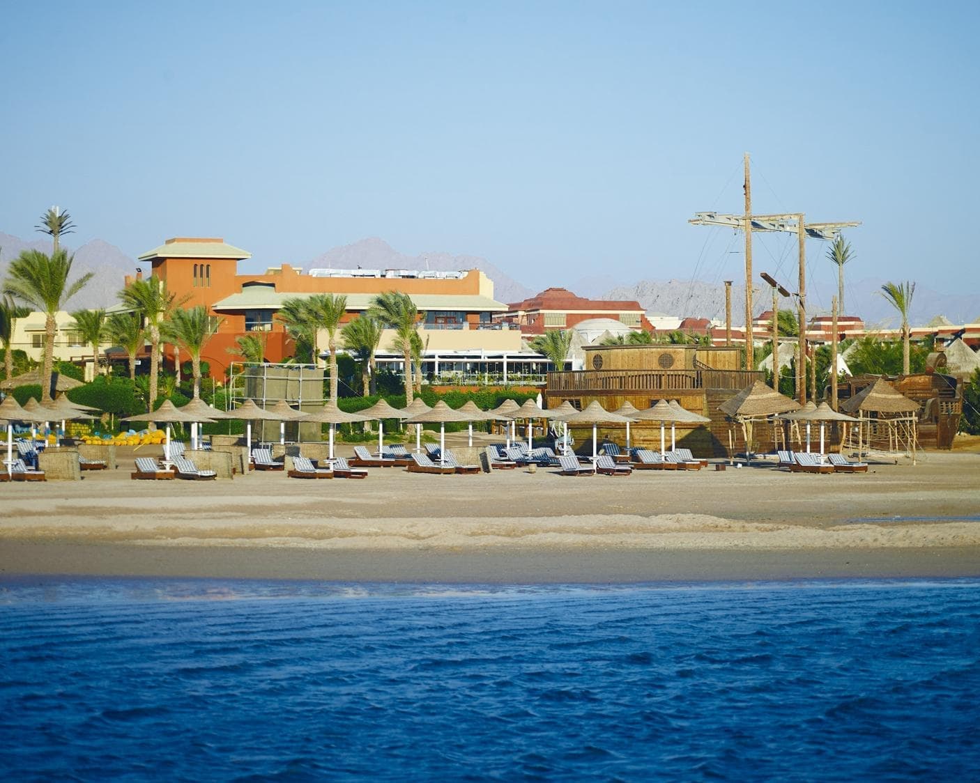 SHARM EL SHEIKH: ALPICLUB CORAL SEA HOLIDAY RESORT 