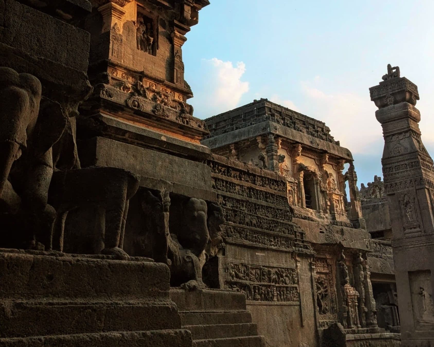 Extensión a Aurangabad: Los Santuarios Sagrados de Ajanta y Ellora