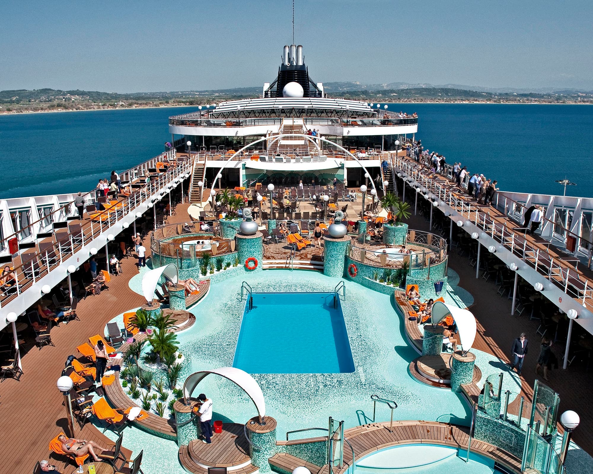 MSC MAGNIFICA , partenza 28/12