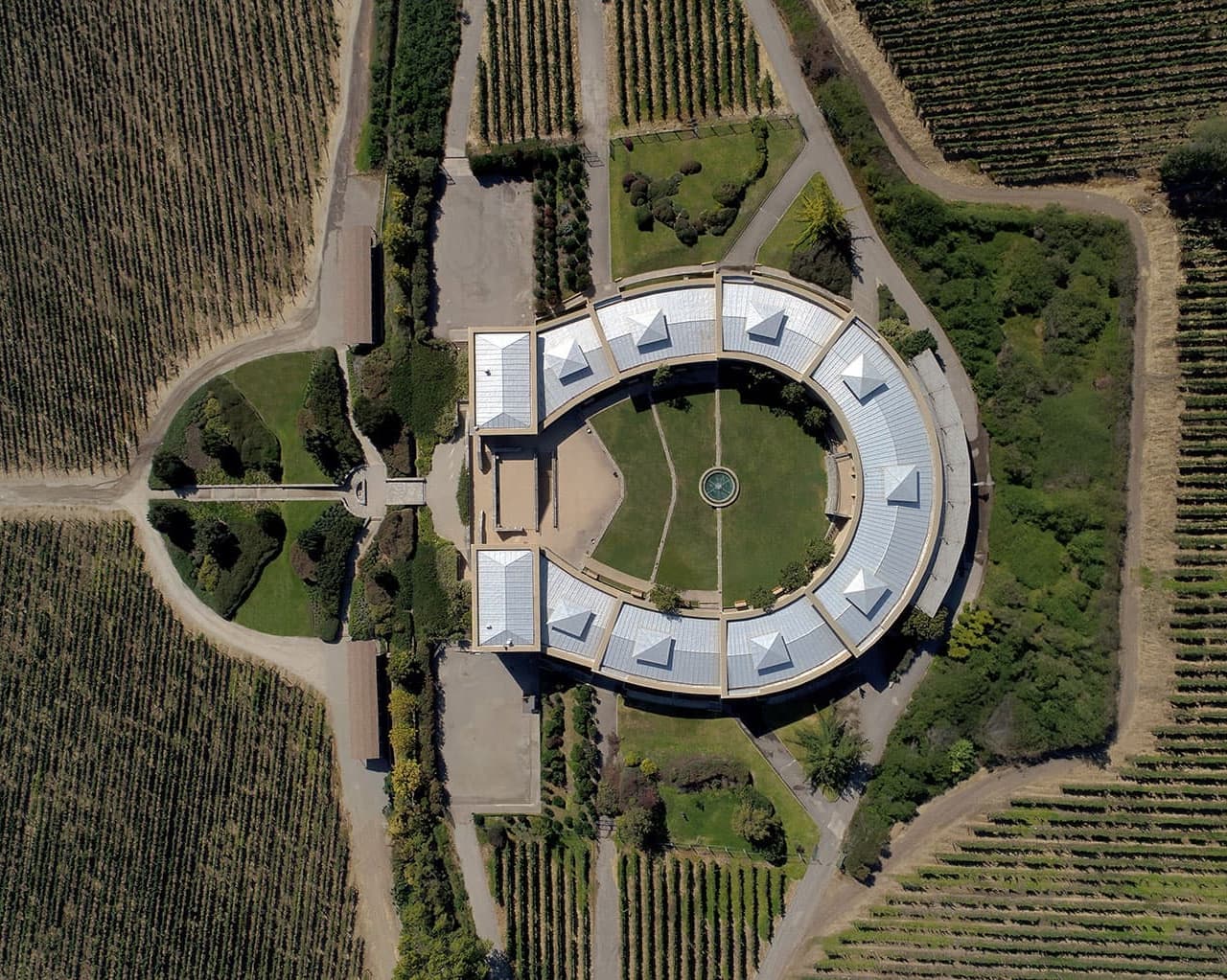 DoubleTree by Hilton y Viña Haras de Pirque 