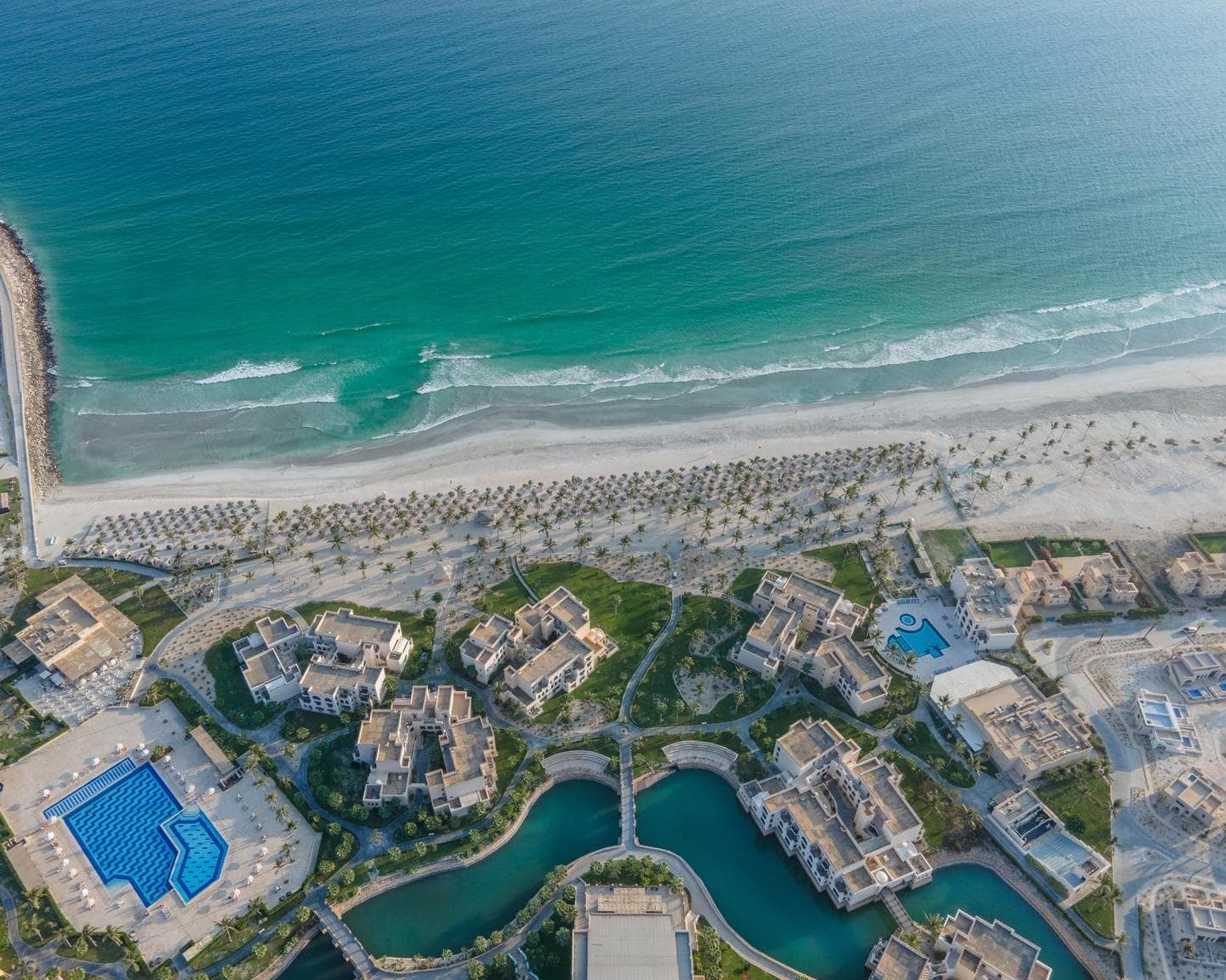 Oman: Bravo Premium Salalah Rotana - 05/12/25