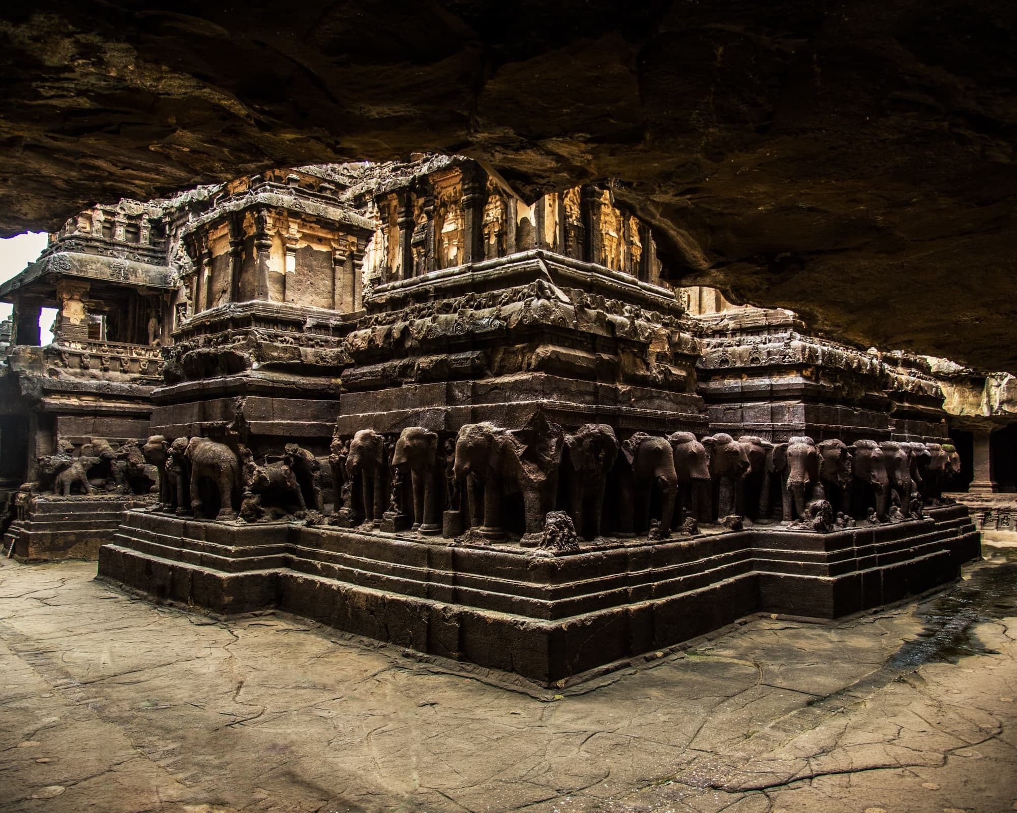 Extensión a Aurangabad: Los Santuarios Sagrados de Ajanta y Ellora