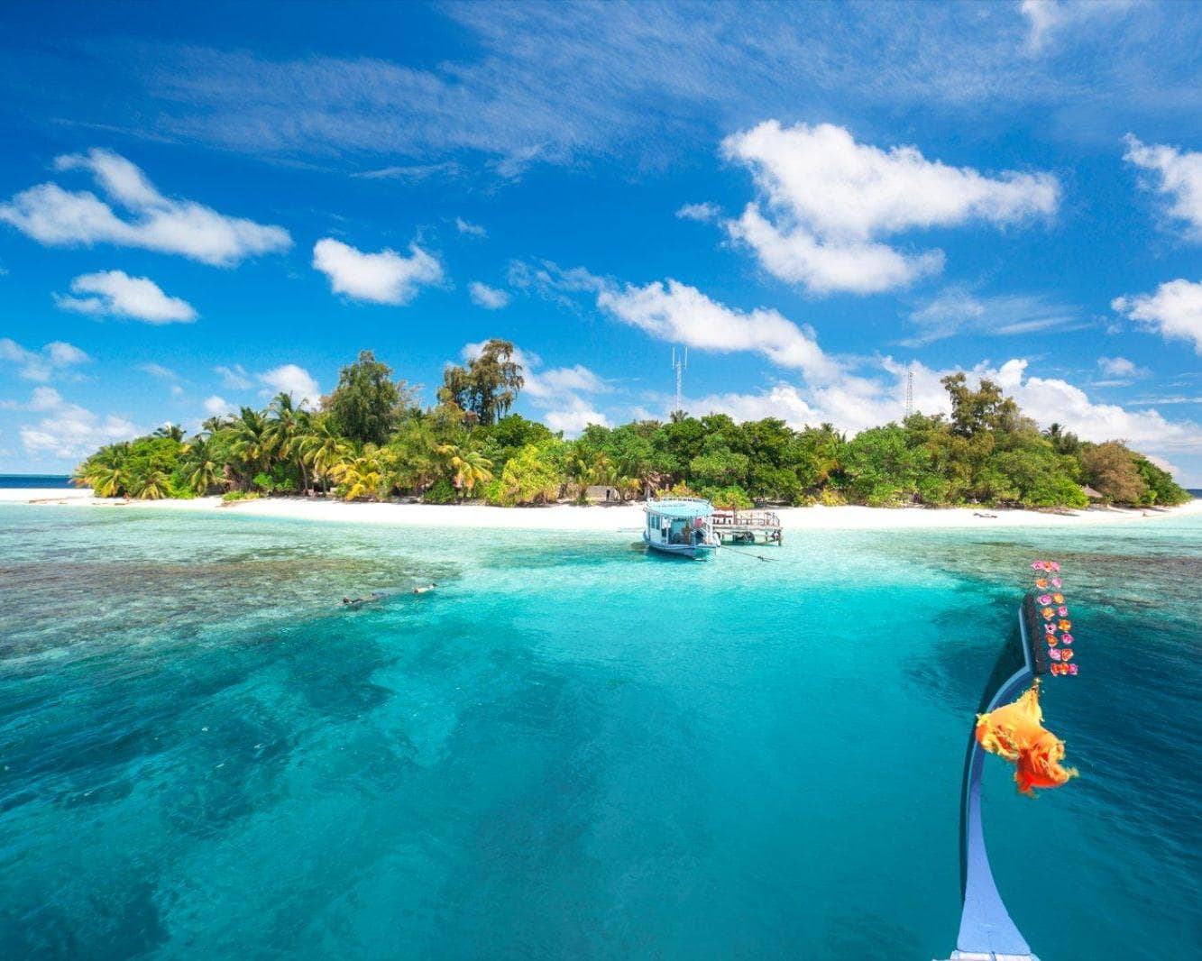 MALDIVE: SEACLUB SANDIES BATHALA RESORT