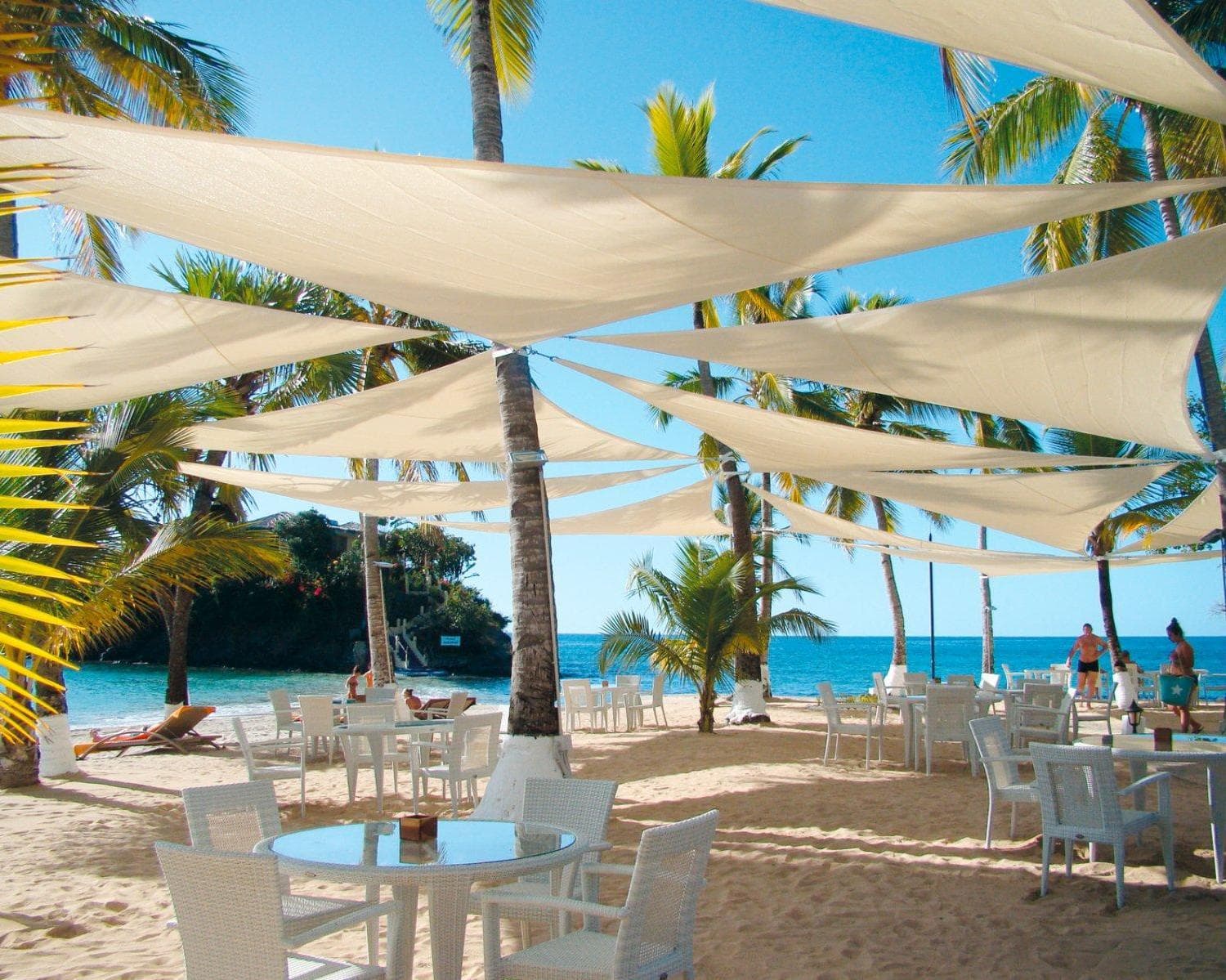 MADAGASCAR: BRAVO PREMIUM ANDILANA BEACH