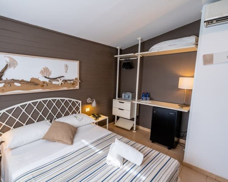 NICOLAUS CLUB LE DUNE BEACH