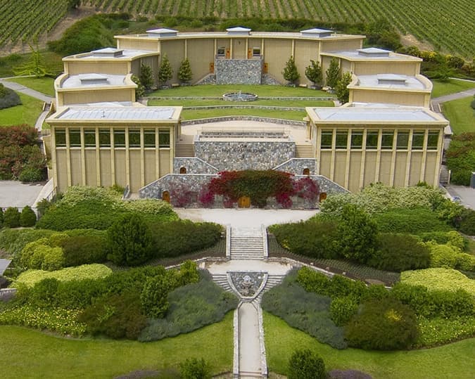 DoubleTree by Hilton y Viña Haras de Pirque 