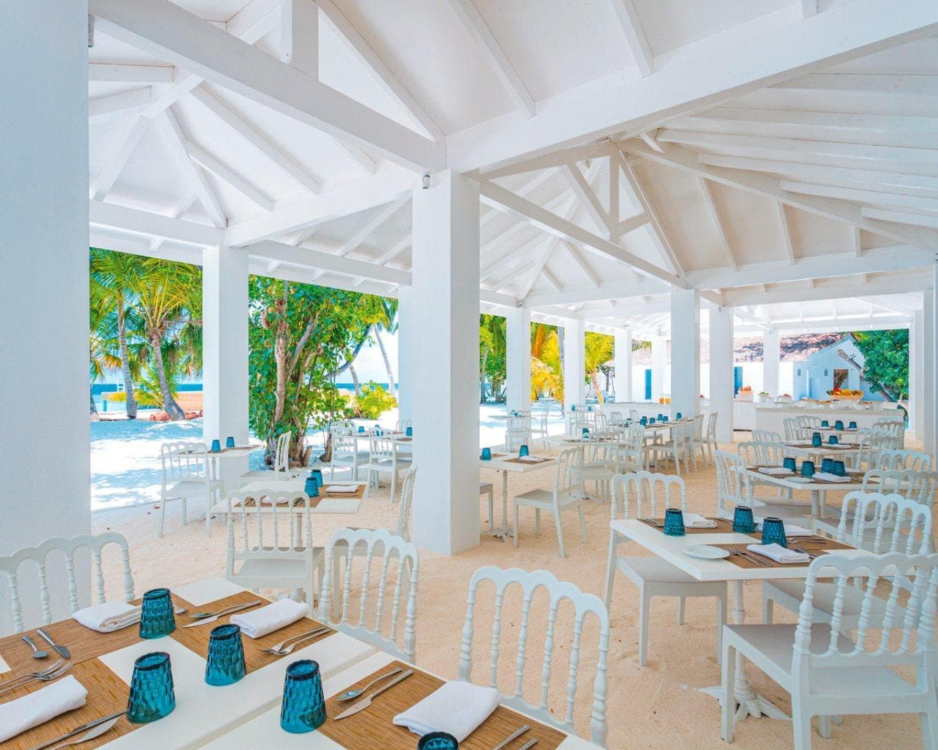 MALDIVE: SEACLUB SANDIES BATHALA RESORT