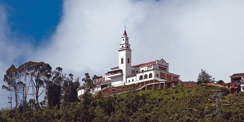 Día 2. Medio día de visita de la ciudad con Candelaria, Museo de Oro Monserrate – Compartido