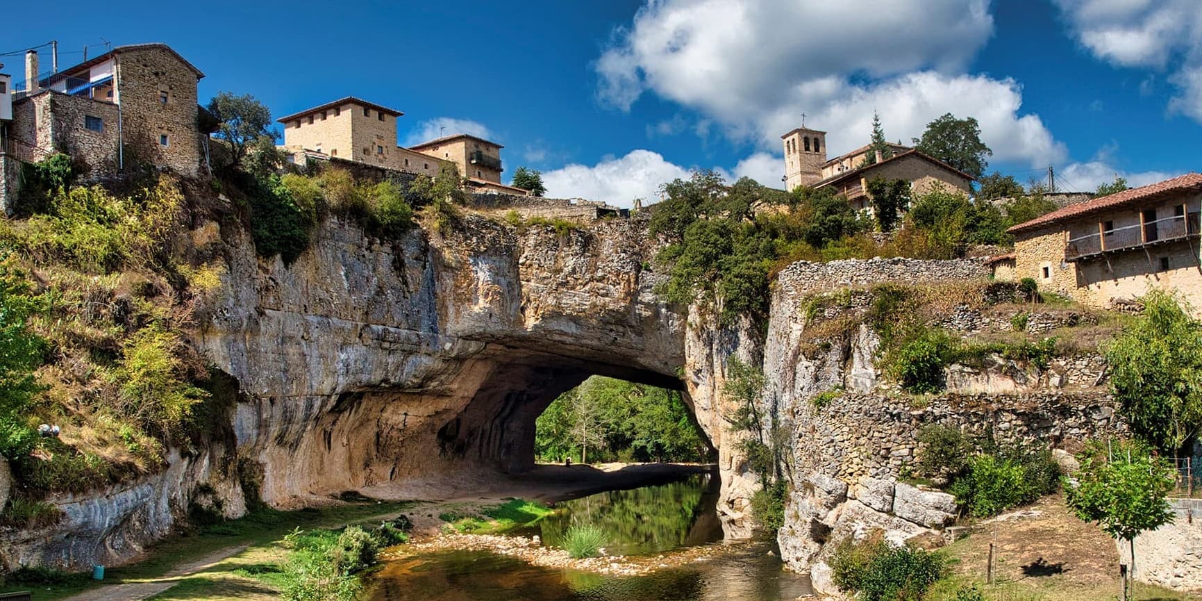 BURGOS - PUENTEDEY – MEDINA DE POMAR - BILBAO - PALMA