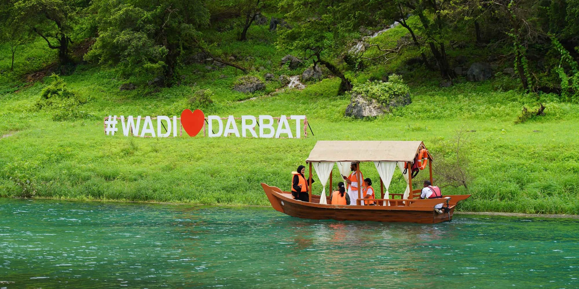 Day 3: Full-Day East Dhofar Nature Tour