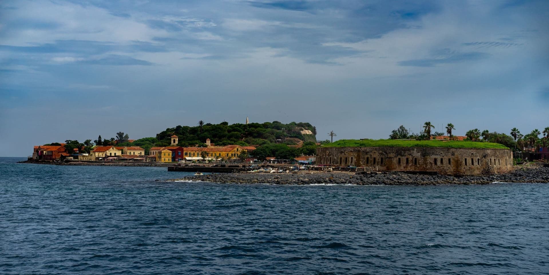 Jour 8 : Dakar – Île de Gorée / France