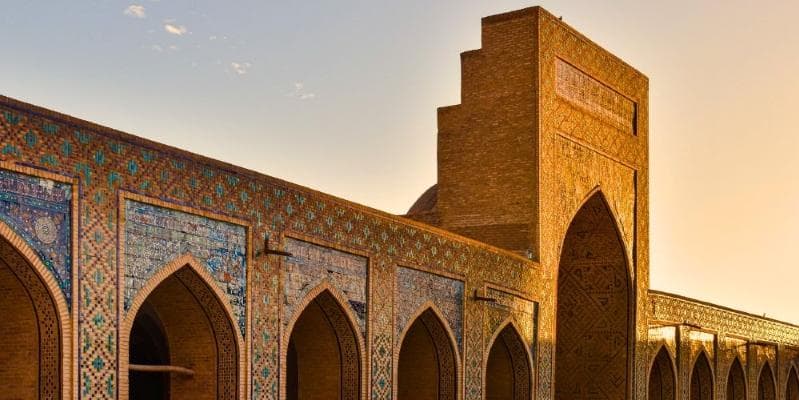 3° Giorno KHIVA – BUKHARA (426 Km.)