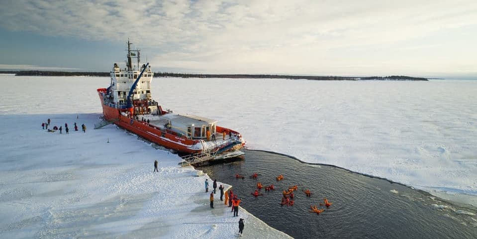 DAY 03 ROVANIEMI – FREE DAY OR OPTIONAL ICEBREAKER CRUISE