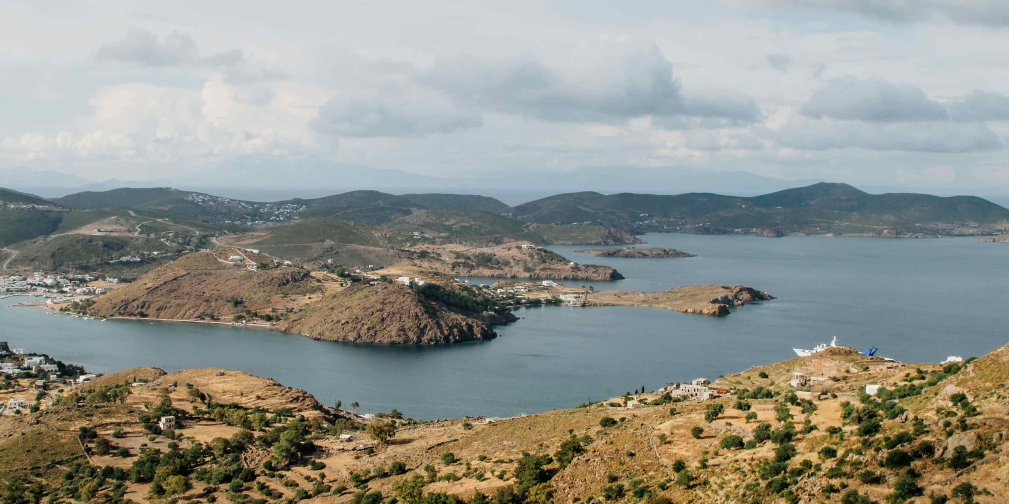 DÍA 03 (MARTES) KUSADASI - PATMOS