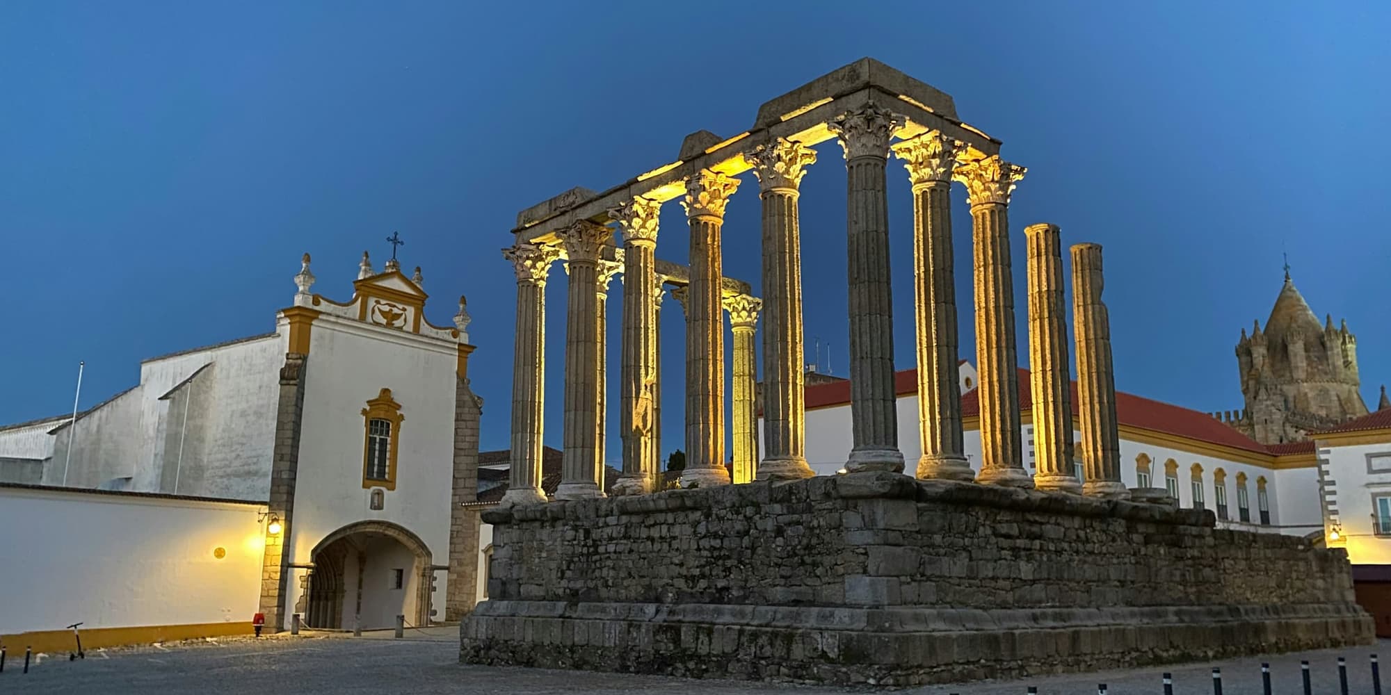 5º Giorno – ALGARVE –TAVIRA-FARO – EVORA