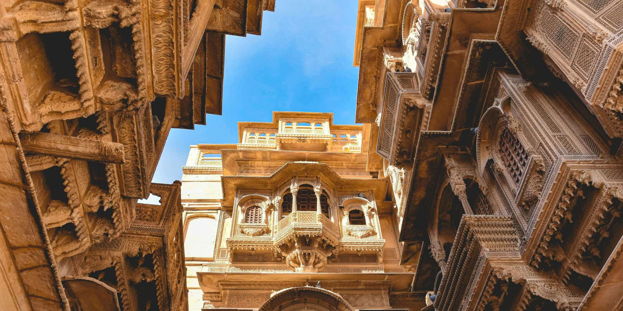 Giorno 4: BIKANER / JAISALMER (310 km, 6 ore circa) 