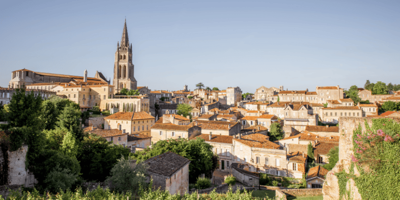 Día 1. PALMA – BURDEOS – SAINT ÉMILION - LIBOURNE